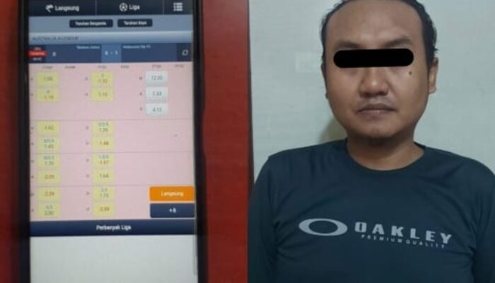 100 Hari Program Kerja Presiden RI, Polsek Semampir Amankan Pelaku Judi Online