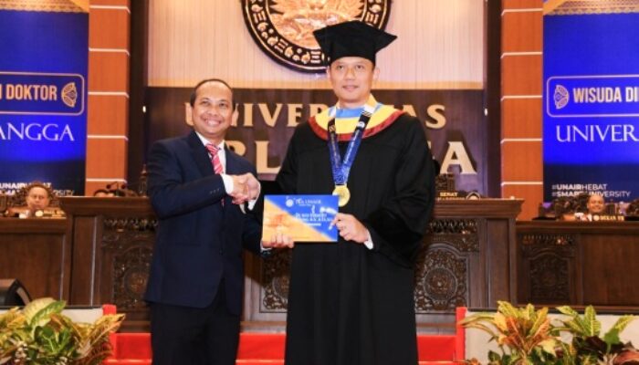 Wisuda Periode 245, IKA UNAIR: Jangan Lupa Mengabdi dan Saling Membantu