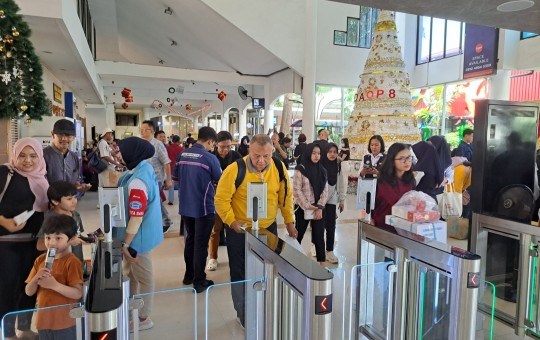Daop 8 Surabaya.