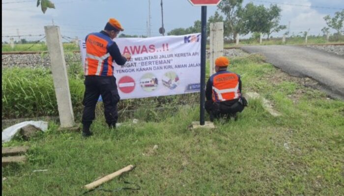 Peningkatan Kecepatan dan Frekuensi KA di Daop 8 Surabaya, Pengendara Diminta Waspada