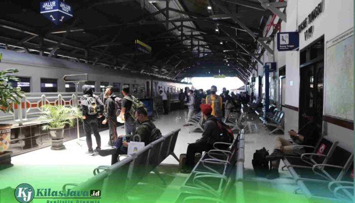 Transportasi Murah dan Nyaman, Ini Kereta Bersubsidi di Daop 8 Surabaya