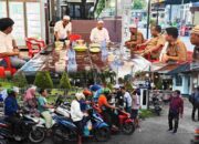 Berkah Ramadan: PT MNJ dan PT B3 Bagikan Takjil di Surabaya  