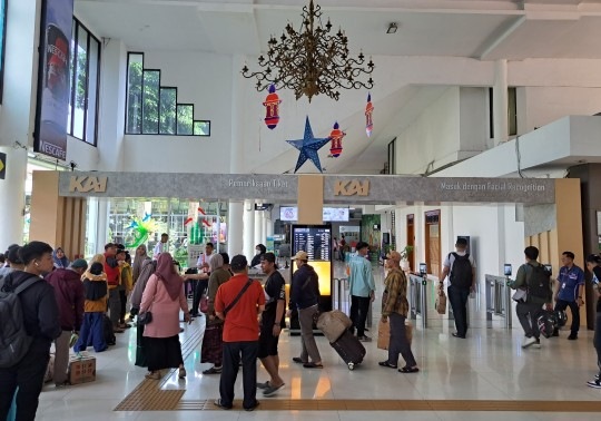 Daop 8 Surabaya