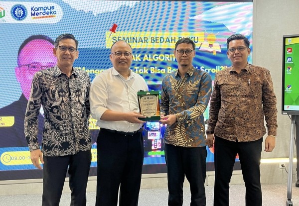 Unusa Bedah Buku