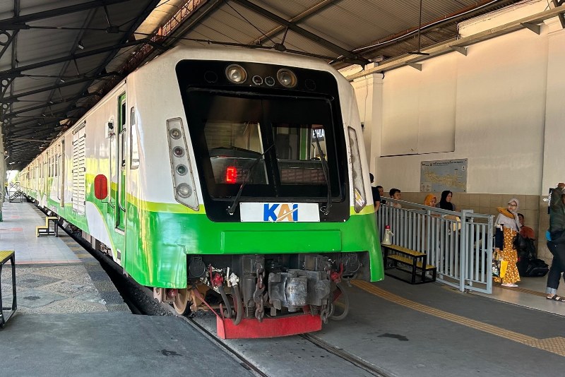 Commuter Line