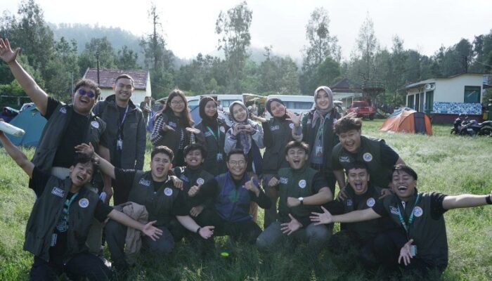 Mahasiswa Kedokteran UNAIR Asesmen Risiko Kesehatan di Gunung Ijen