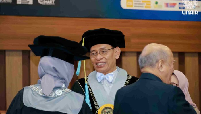 Prof Nasih Akhiri Kepemimpinan Satu Dekade di UNAIR