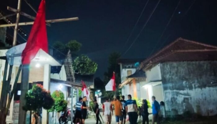 Semangat Gotong Royong Warga RT 6 RW 2 Desa Ngasem Sambut HUT ke-80 Republik Indonesia