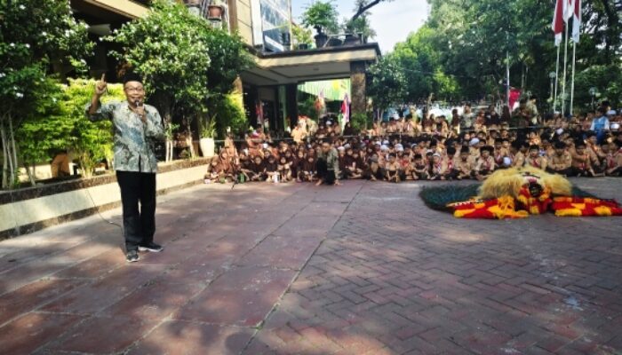 SD Khadijah Pandegiling Tanamkan Nilai Budaya Lewat Reog