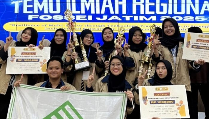 Mahasiswa FEB Unair Borong Tiga Gelar Juara dalam Temilreg Jatim 2025
