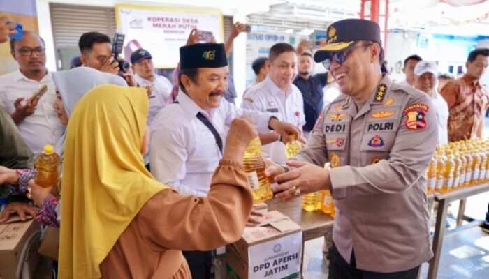 Polri Gelar Pasar Murah di Malang: Langkah Nyata Pengendalian Inflasi dan Perlindungan Sosial