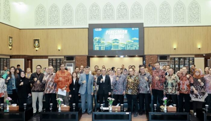 UNAIR Resmikan 7 Gedung Baru, Bukti Kemandirian Finansial