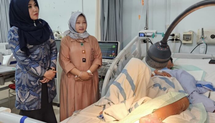 Lia Istifhama Ungkap Kisah Haikal, Santri Tegar di Tengah Puing