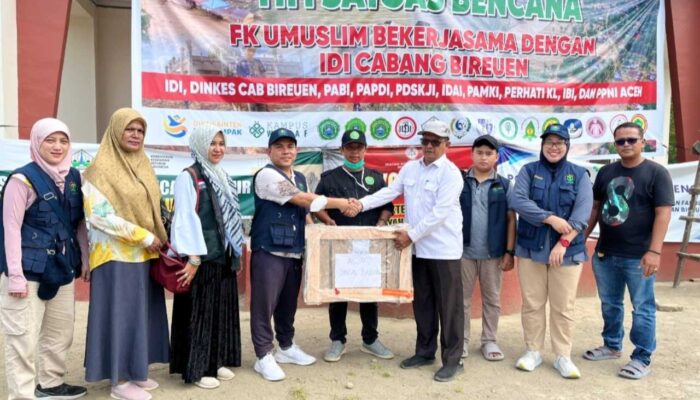 Unusa Peduli: Menjaga Rumah Sakit Tetap Hidup di Tengah Bencana Banjir Aceh