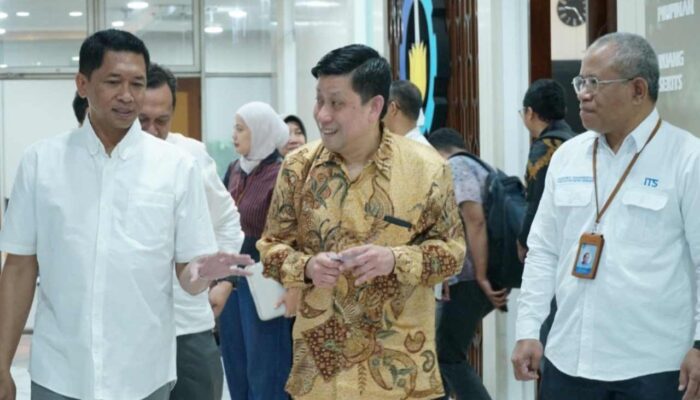 Alumni ITS Jadi Profesor di Inggris, Kembangkan Teknologi Real-Time untuk Respons Bencana