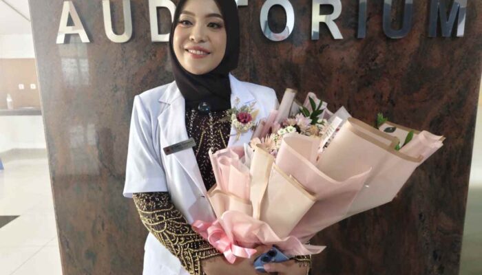 Nabila Yusmawati, Dokter Muda FK Unusa Pilih Kembali ke Papua