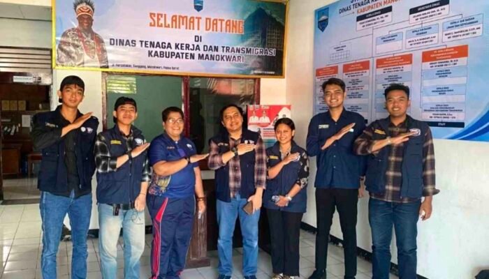 Dari Kebun ke Produk Olahan, Ekspedisi Patriot UNAIR Berdayakan Petani Cabai Prafi  