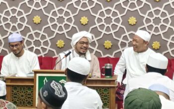 Maulid Nabi di Majelis Ar-Rohimin, Habib Abdul Qadir Ajak Jamaah Meneladani Rasulullah