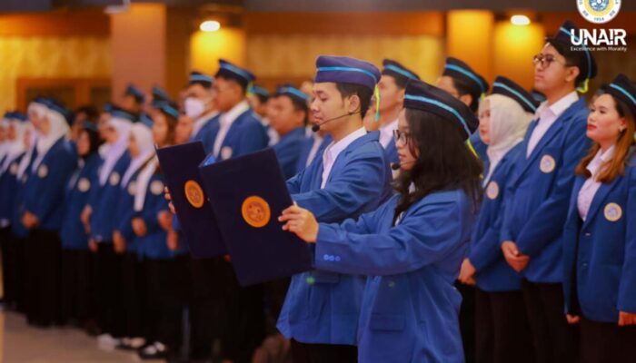 UNAIR Kukuhkan 1.796 Mahasiswa Pascasarjana