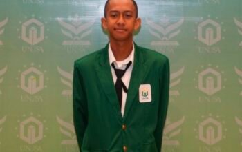Nabil Loverino, Pemain Persebaya U-20, Bagi Waktu antara Kampus Kedokteran UNUSA dan Lapangan Hijau