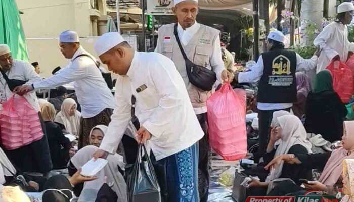 Estafet Kebaikan Haul Solo 2026, 15 Ribu Nasi Kotak Untuk Jemaah