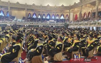 Wisuda 1.351 Lulusan, UT Surabaya Soroti Tantangan Dunia Kerja Era Digital